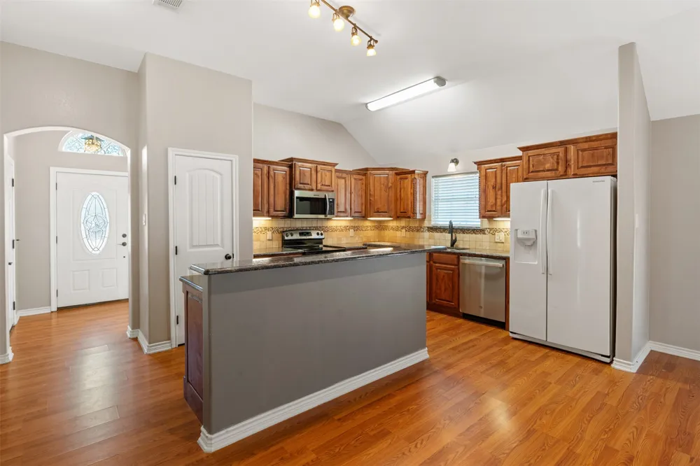 101 Driftwood Drive Trinidad, TX 75163
