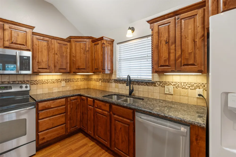 101 Driftwood Drive Trinidad, TX 75163
