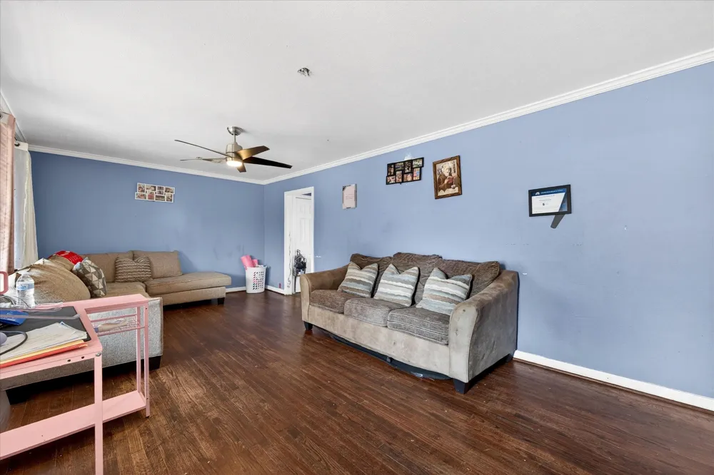 1115 Fisher Street Bellmead, TX 76705