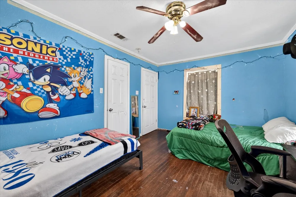 1115 Fisher Street Bellmead, TX 76705