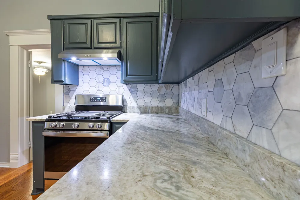 324 E Pace Street Frost, TX 76641