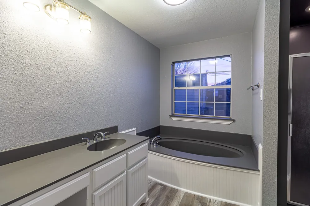 324 E Pace Street Frost, TX 76641