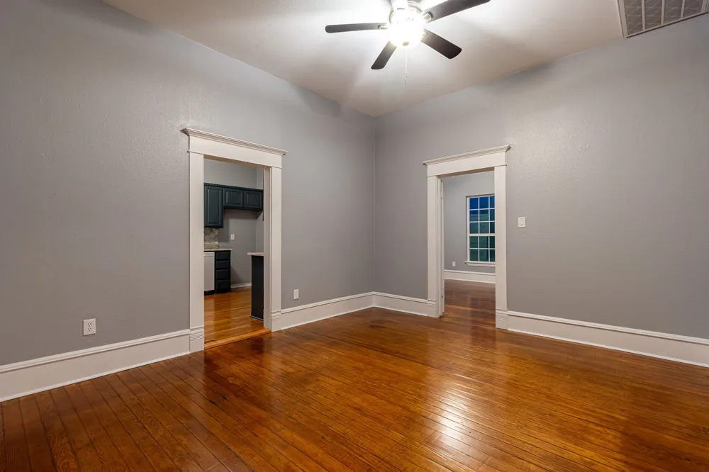 324 E Pace Street Frost, TX 76641