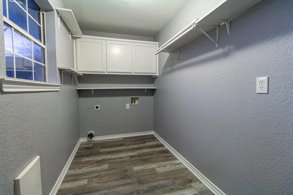 324 E Pace Street Frost, TX 76641