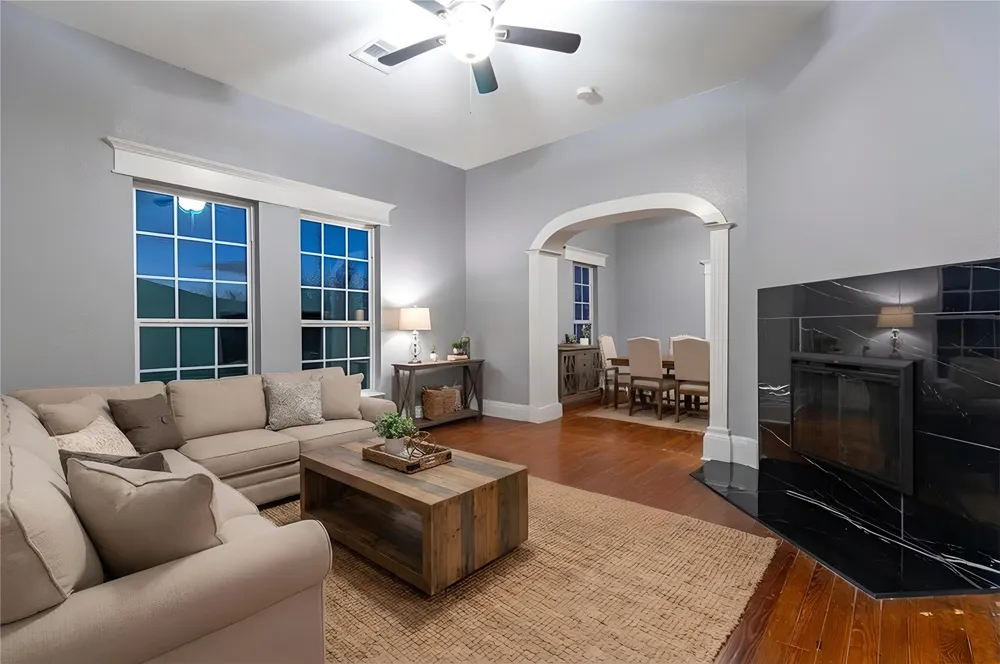 324 E Pace Street Frost, TX 76641