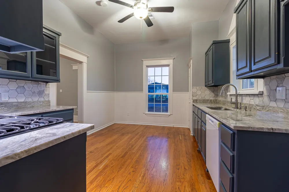 324 E Pace Street Frost, TX 76641