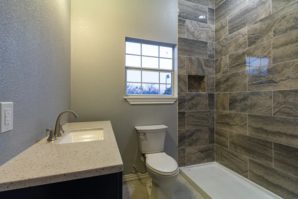 324 E Pace Street Frost, TX 76641