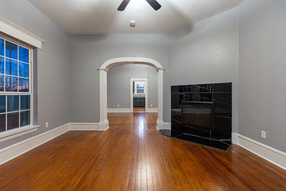 324 E Pace Street Frost, TX 76641