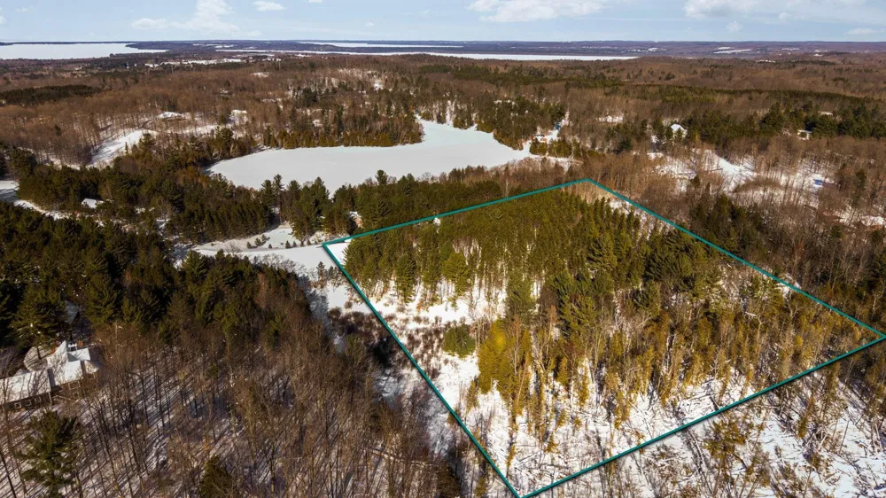 4811 Truax Lake Road Whitewater Township, MI 49690