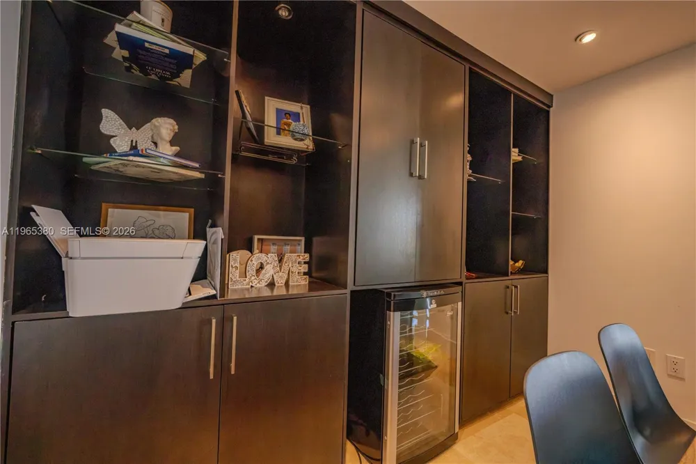 350 S Miami Ave #3203 Miami, FL 33130