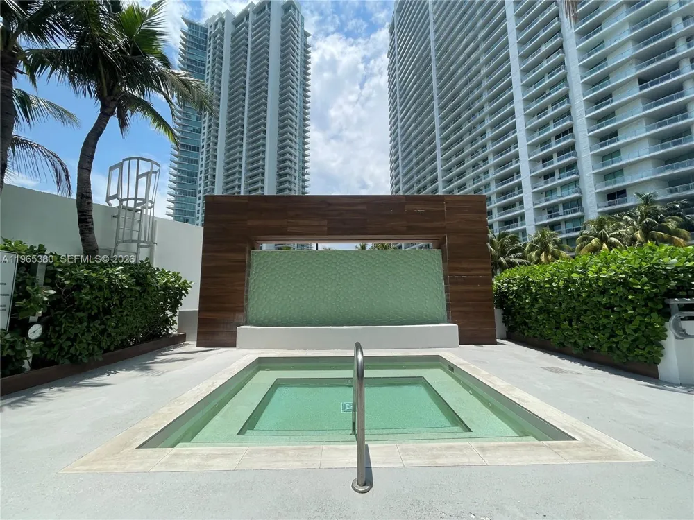 350 S Miami Ave #3203 Miami, FL 33130