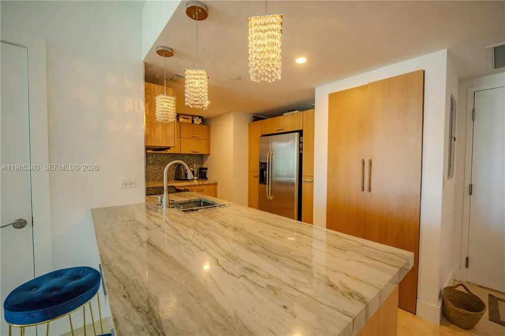 350 S Miami Ave #3203 Miami, FL 33130