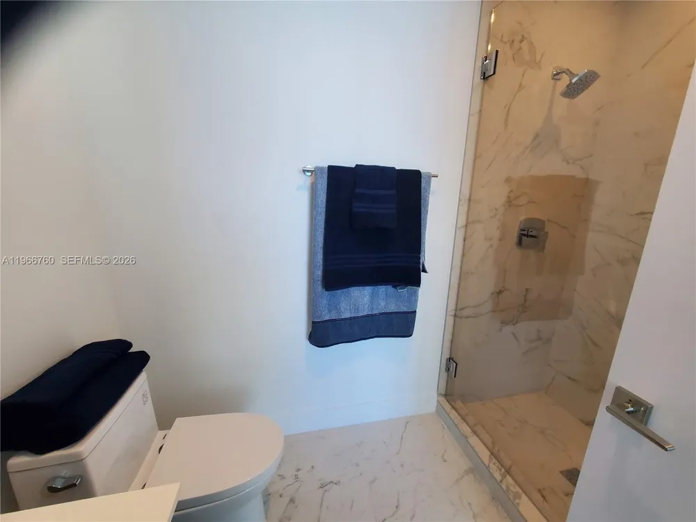 17550 Collins Ave #1403 Sunny Isles Beach, FL 33160