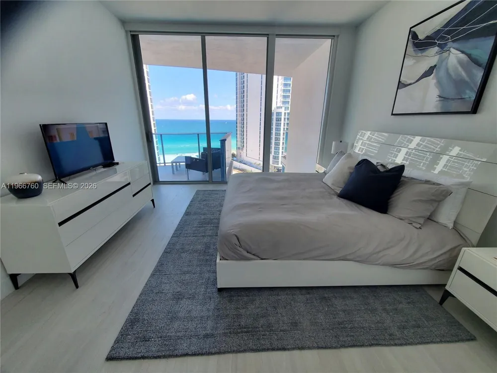 17550 Collins Ave #1403 Sunny Isles Beach, FL 33160