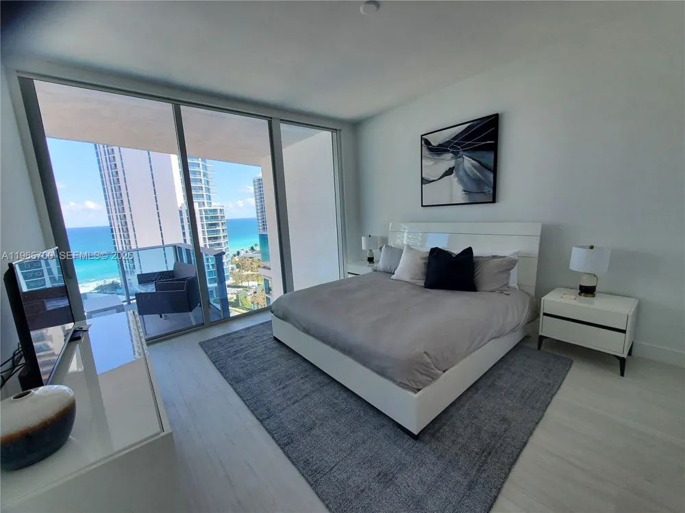 17550 Collins Ave #1403 Sunny Isles Beach, FL 33160