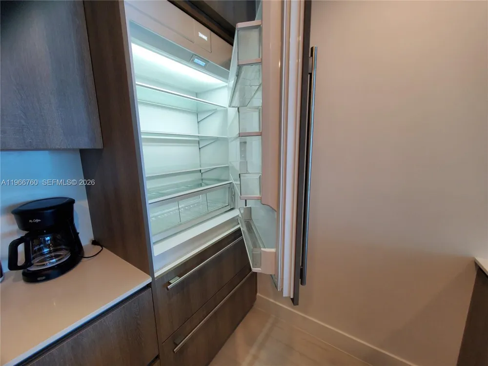 17550 Collins Ave #1403 Sunny Isles Beach, FL 33160