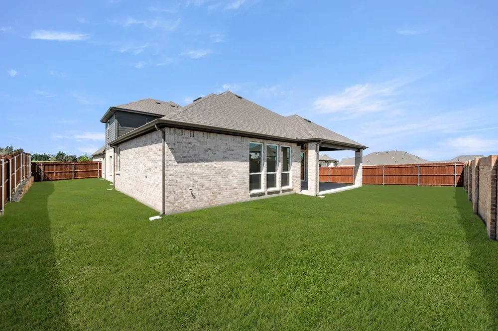 1842 Briarwood Way Midlothian, TX 76065
