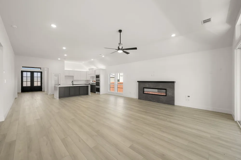 1842 Briarwood Way Midlothian, TX 76065