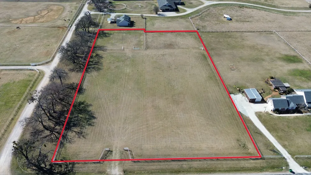 6250 Mcnatt Road Aubrey, TX 76227