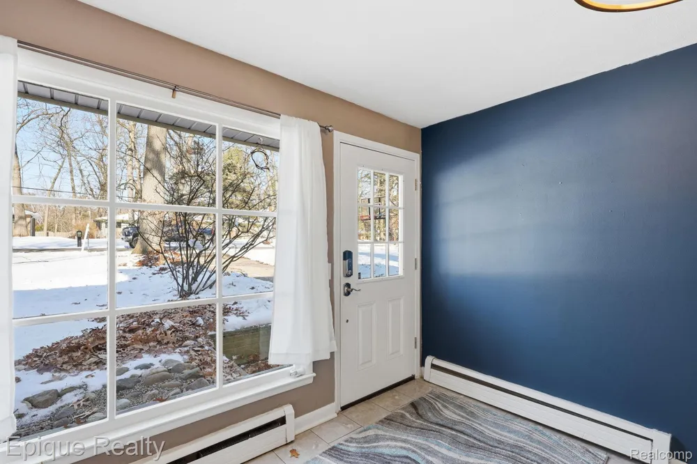 4448 Greenwood Drive Meridian Charter Township, MI 48864
