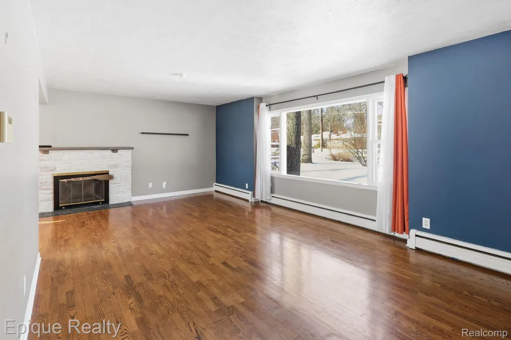 4448 Greenwood Drive Meridian Charter Township, MI 48864