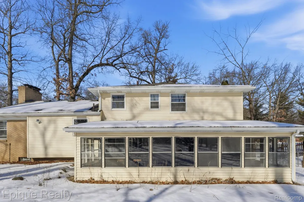4448 Greenwood Drive Meridian Charter Township, MI 48864