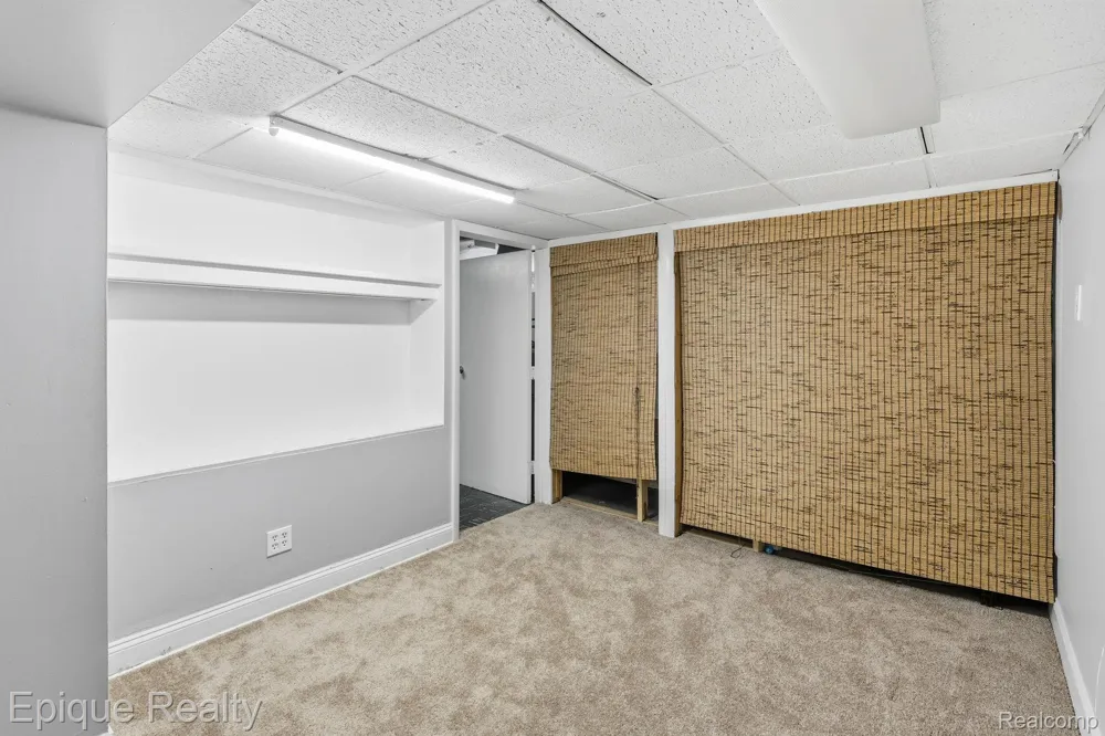 4448 Greenwood Drive Meridian Charter Township, MI 48864