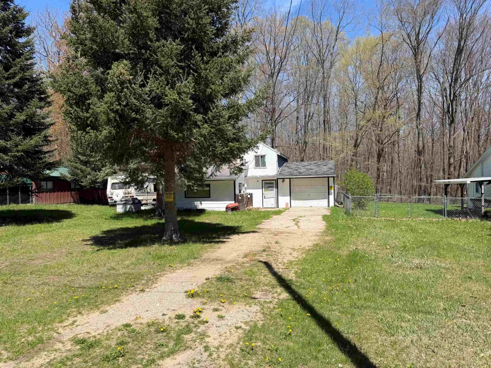 5644 Loranger Drive Surrey Township, MI 48632