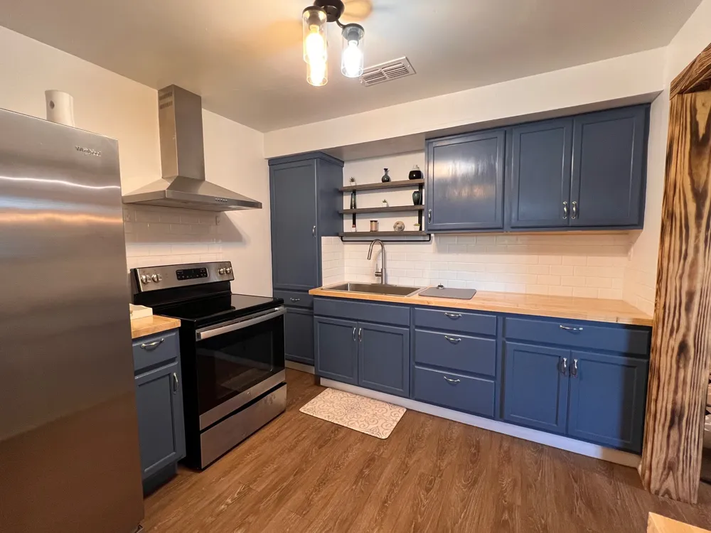 242 TreasureBeach Comanche, TX 76442