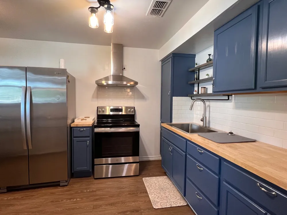 242 TreasureBeach Comanche, TX 76442