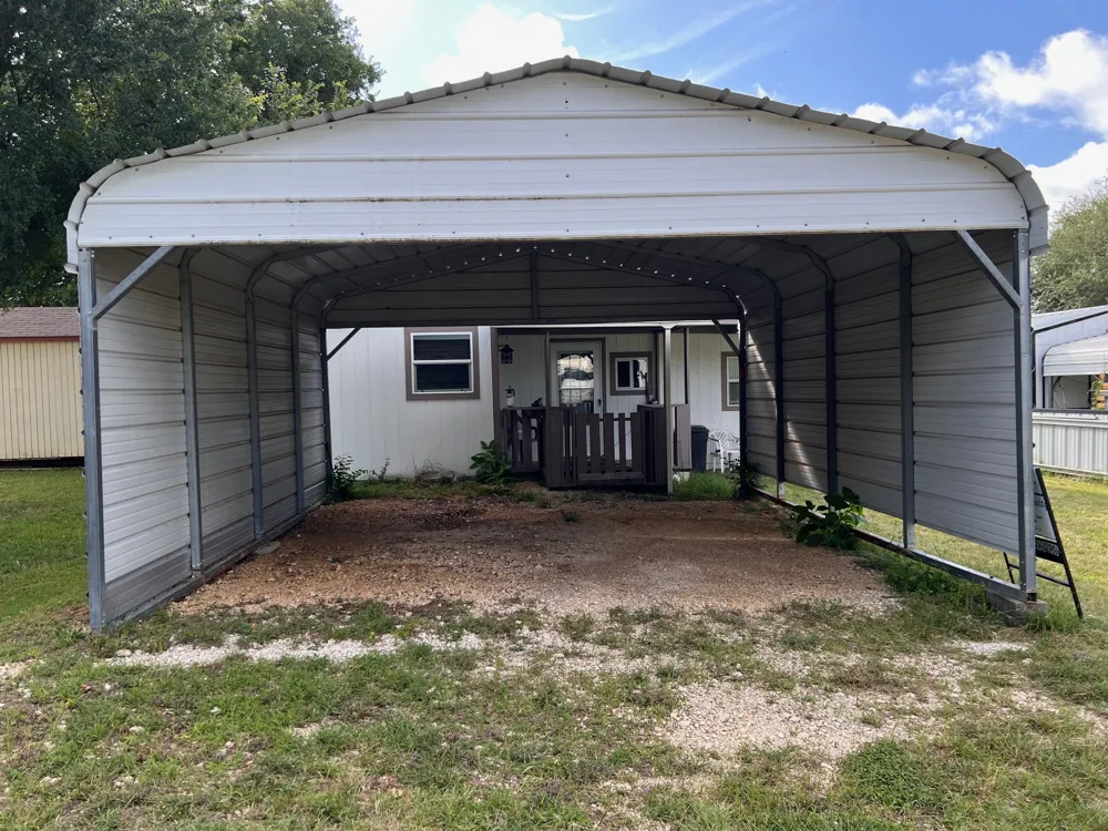 242 TreasureBeach Comanche, TX 76442