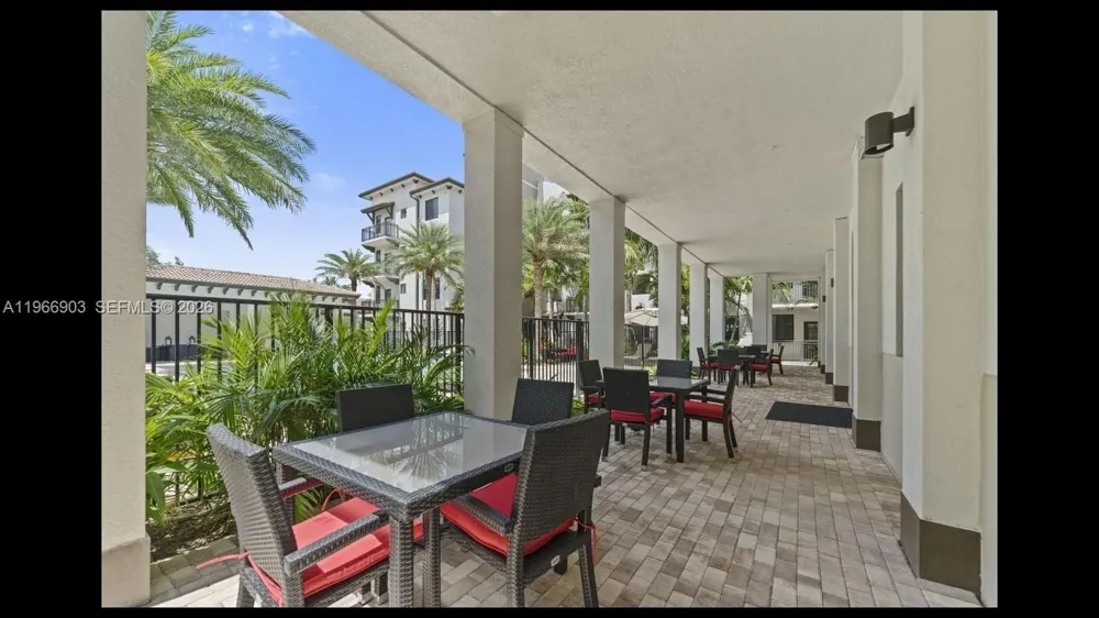 7850 Pasadena Blvd #B2 Pembroke Pines, FL 33024