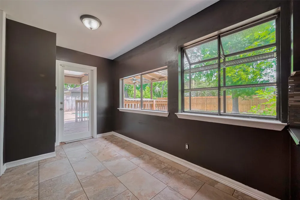 15509 Lakeview Drive Jersey Village, TX 77040