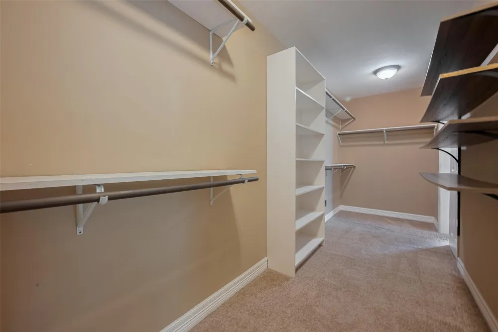 15509 Lakeview Drive Jersey Village, TX 77040