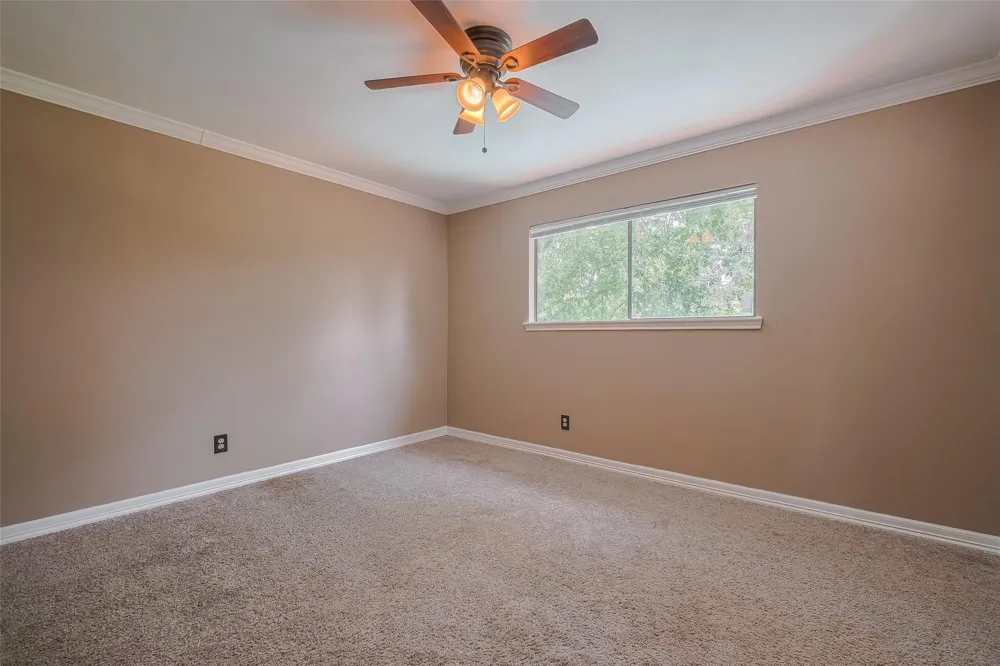 15509 Lakeview Drive Jersey Village, TX 77040