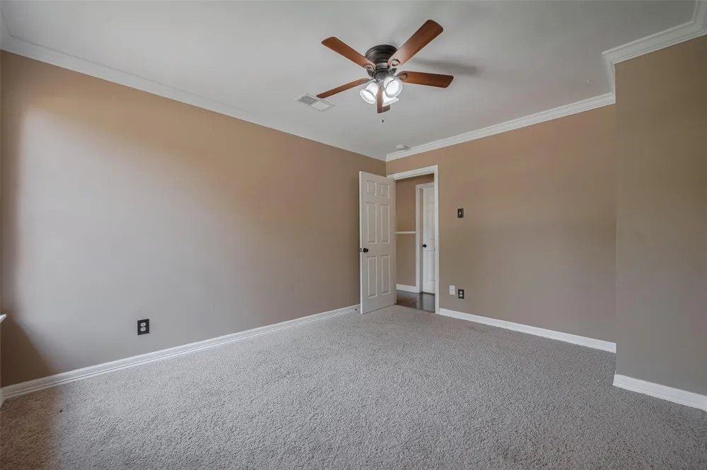 15509 Lakeview Drive Jersey Village, TX 77040