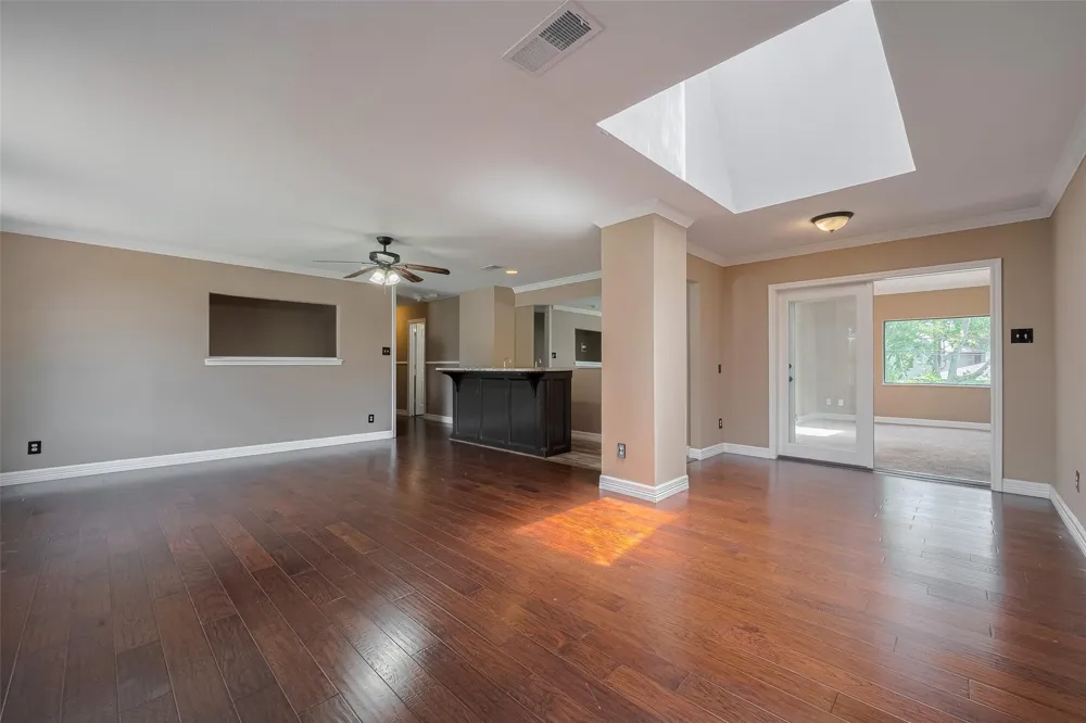 15509 Lakeview Drive Jersey Village, TX 77040