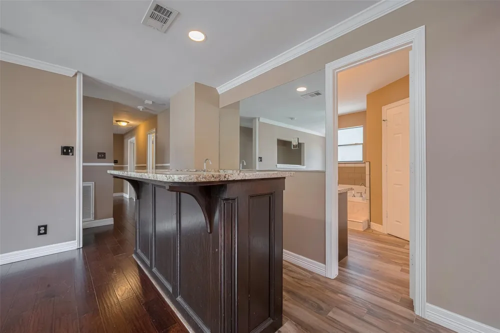 15509 Lakeview Drive Jersey Village, TX 77040