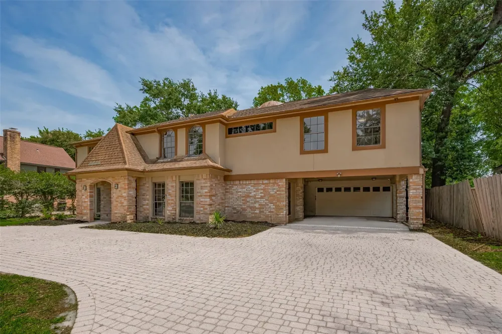 15509 Lakeview Drive Jersey Village, TX 77040