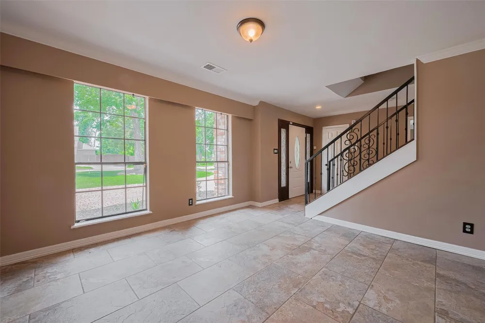 15509 Lakeview Drive Jersey Village, TX 77040