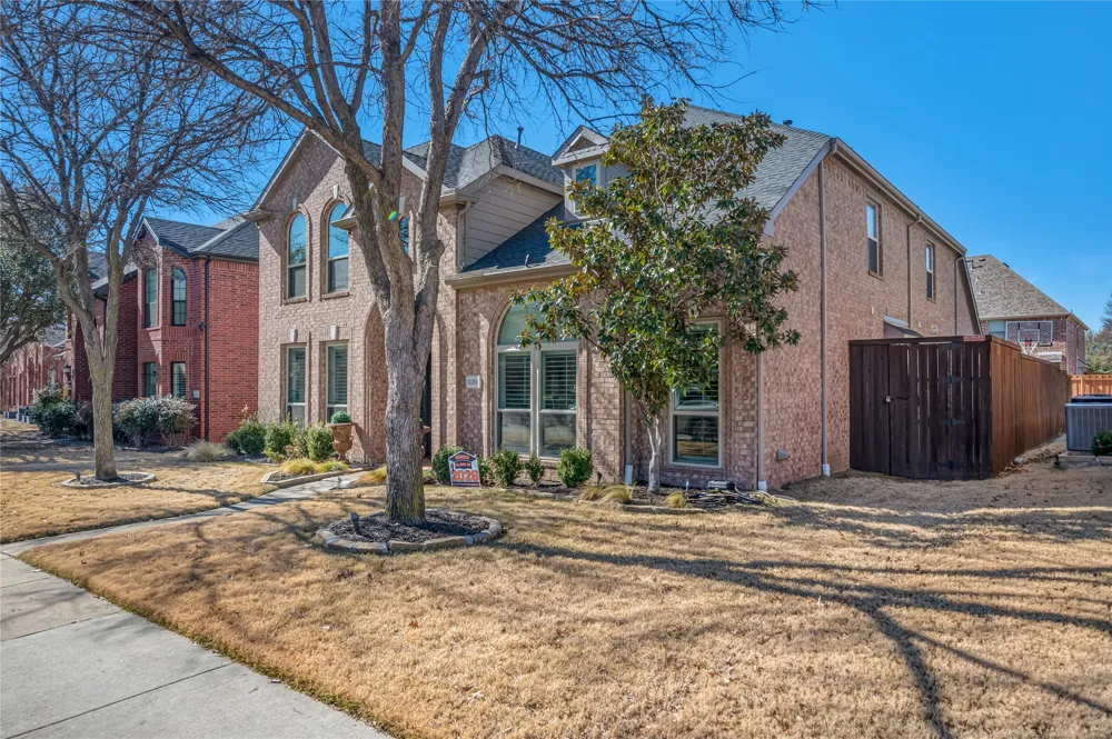11261 Tenison Lane Frisco, TX 75033