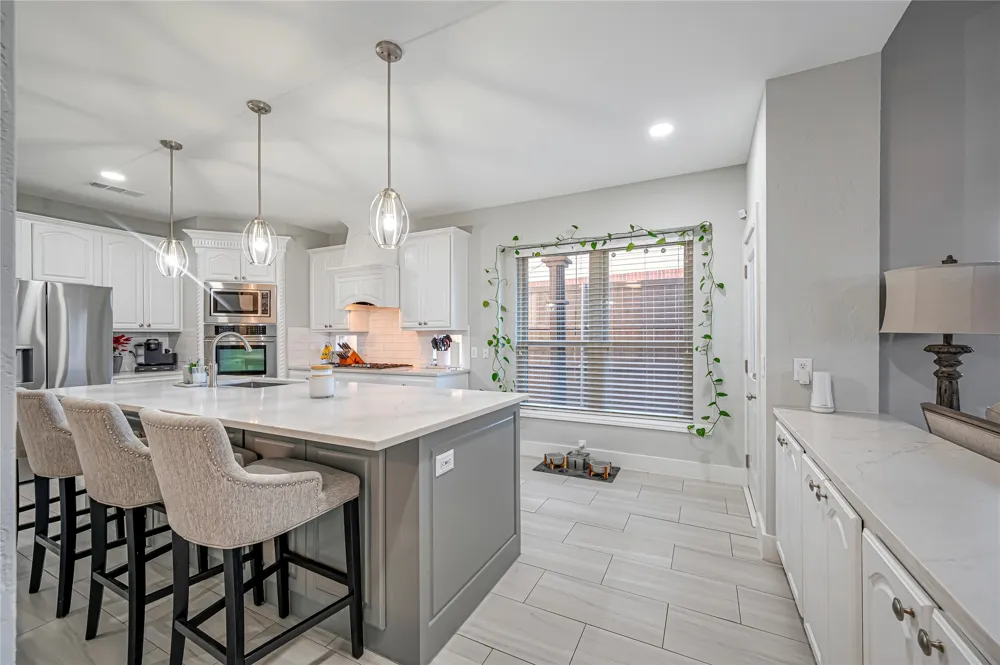 11261 Tenison Lane Frisco, TX 75033