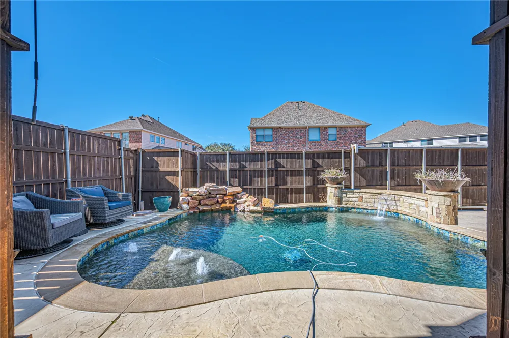 11261 Tenison Lane Frisco, TX 75033