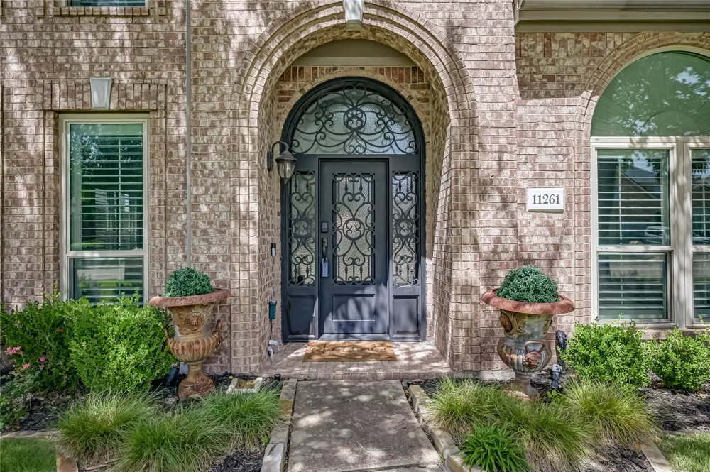 11261 Tenison Lane Frisco, TX 75033