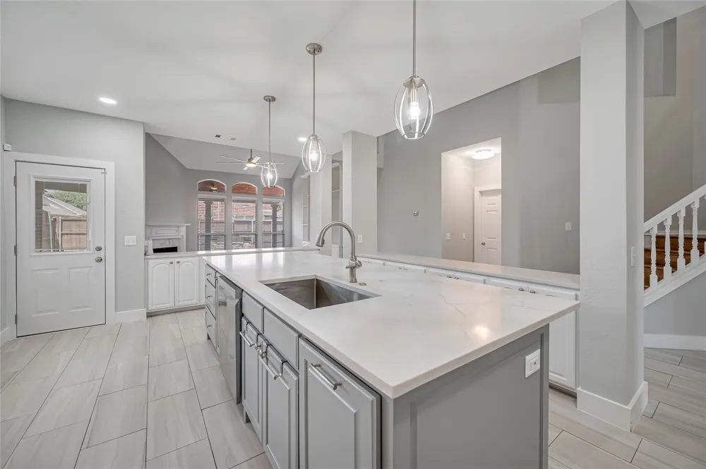 11261 Tenison Lane Frisco, TX 75033