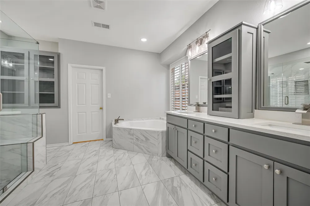 11261 Tenison Lane Frisco, TX 75033