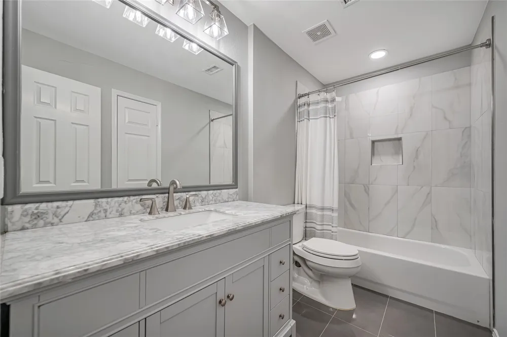 11261 Tenison Lane Frisco, TX 75033