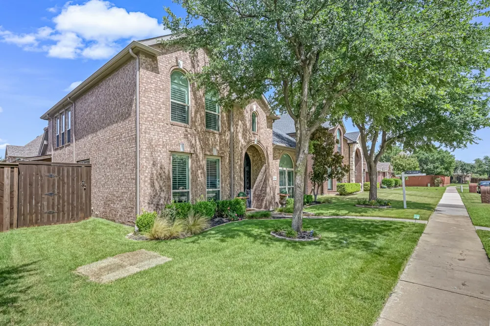 11261 Tenison Lane Frisco, TX 75033