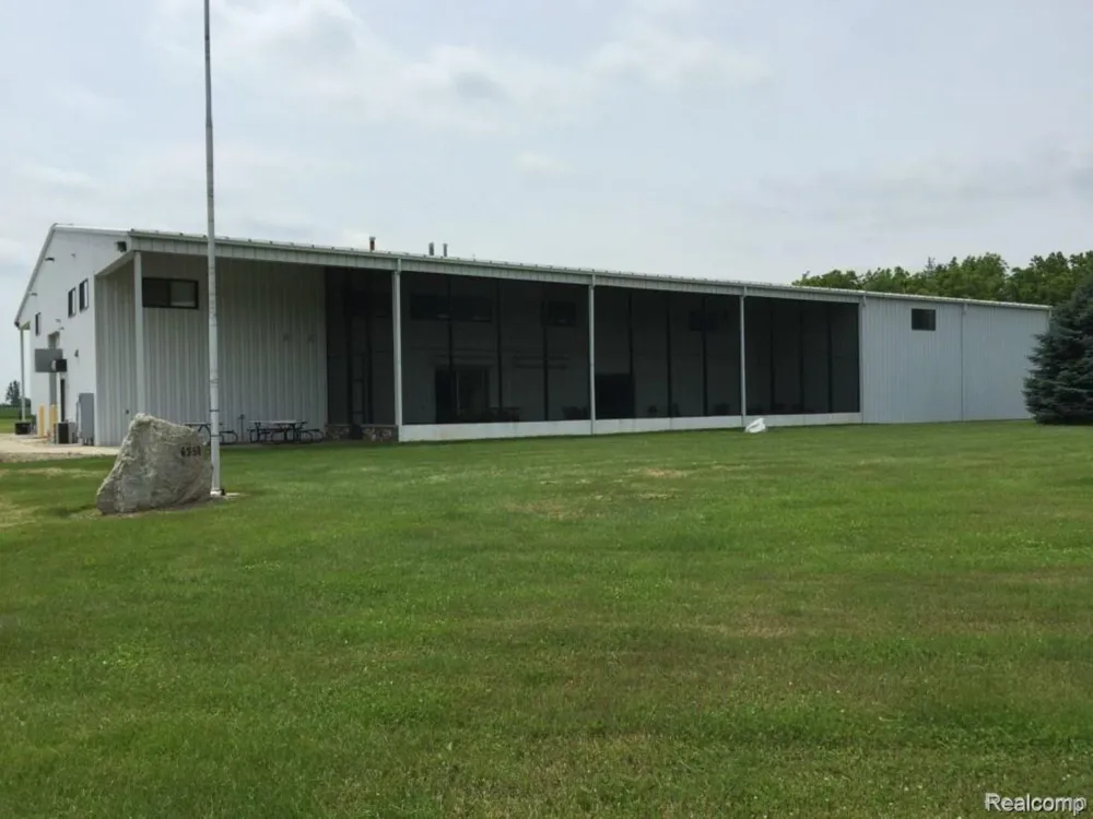 6350 Wolf Road Burnside Township, MI 48416