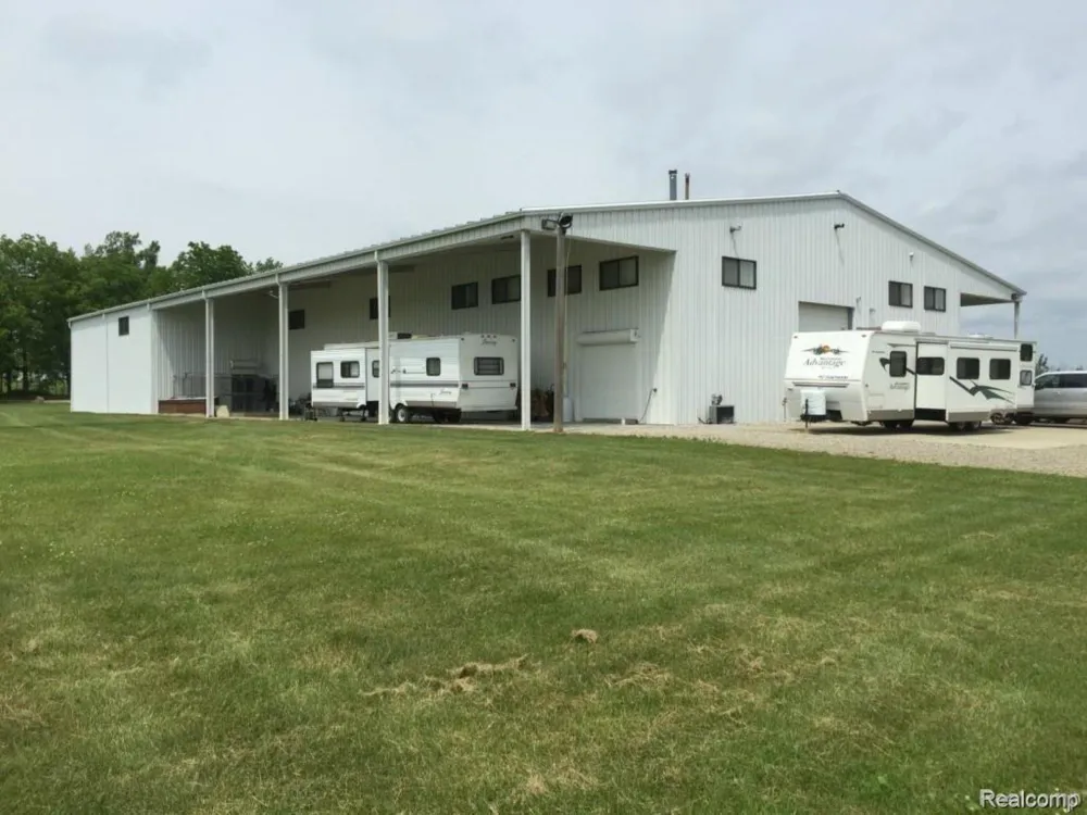 6350 Wolf Road Burnside Township, MI 48416